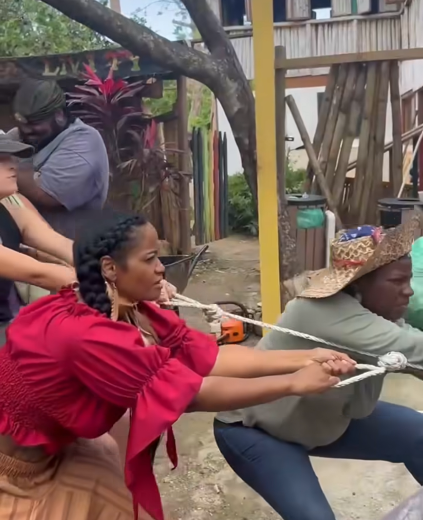 Rebuild Azul Village (GoFundMe)